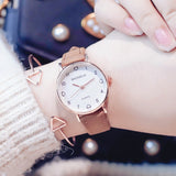 Love scale simple women quartz watch with vintage