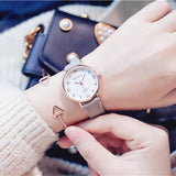 Love scale simple women quartz watch with vintage